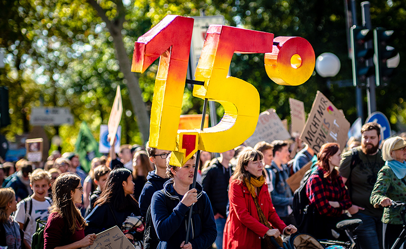 5 Octubre: La crisis climática es una crisis de los derechos de la niñez, según informe de UNICEF. Con Zoraya El Raiss, Sara Cognuck y Antonio Muñoz.