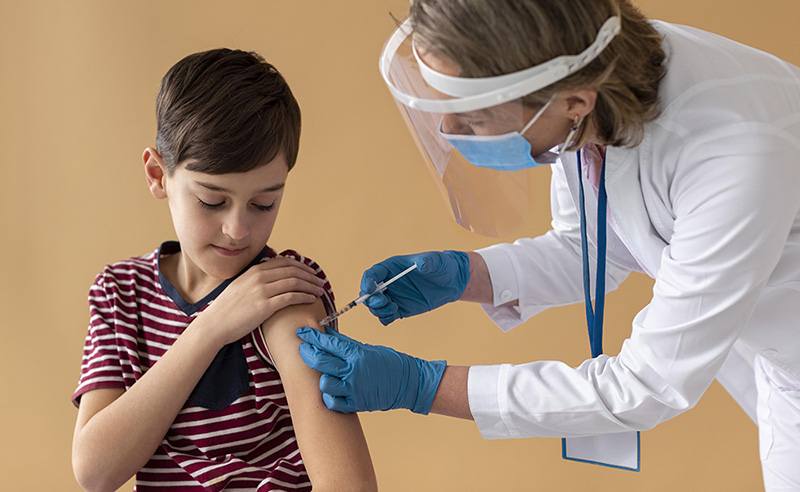 3 enero: Vacunación infantil contra la Covid-19 y responsabilidad de los padres. Con Carlos Jiménez.