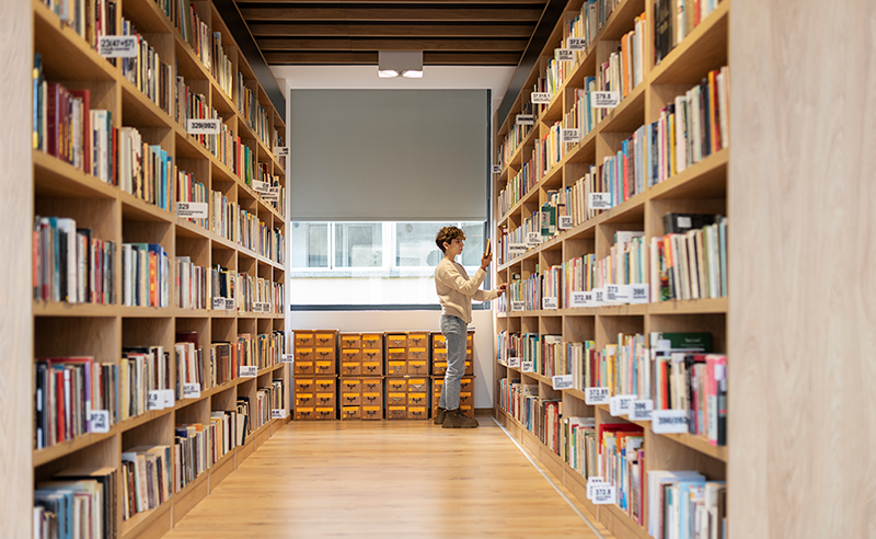 23 enero 2024: Proyecto “Biblioteca Actualiza” libros para escuelas. Con Alda Cañas y Victoria Coronado.