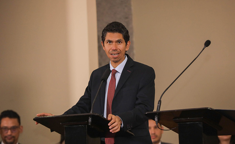 13 marzo 2024: Luis Amador queda fuera del gobierno de Rodrigo Chaves. Con Gustavo Araya y Olman Vargas. .