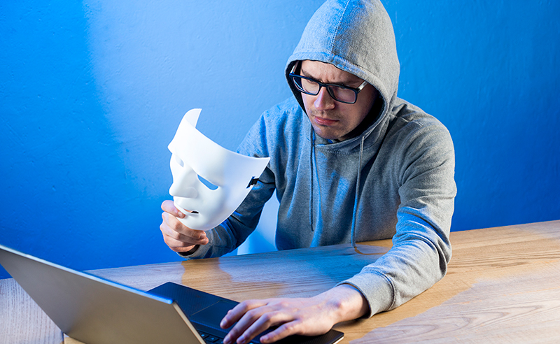 16 enero 2025: No todo lo que brilla es oro. Con Danilo Montero. 