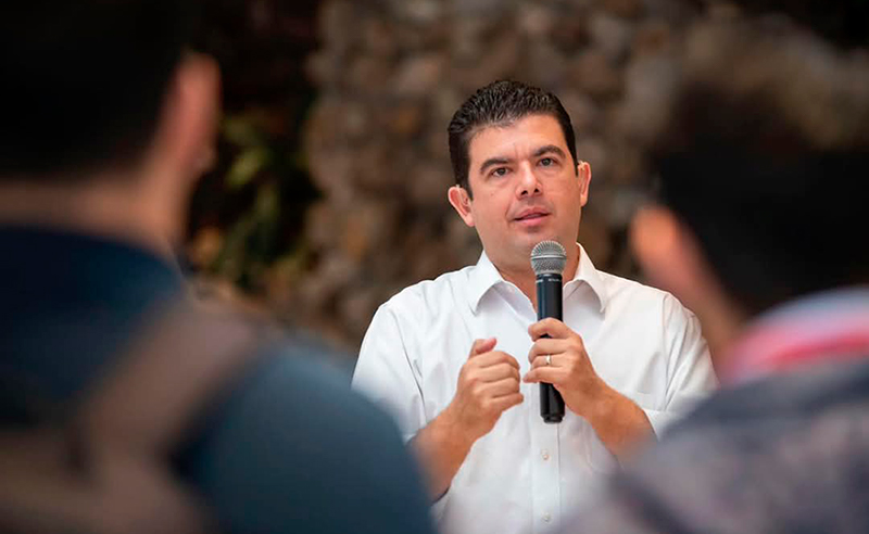 7 abril 2025: Álvaro Ramos se impone en las primarias liberacionistas. Con Roberto Gallardo.