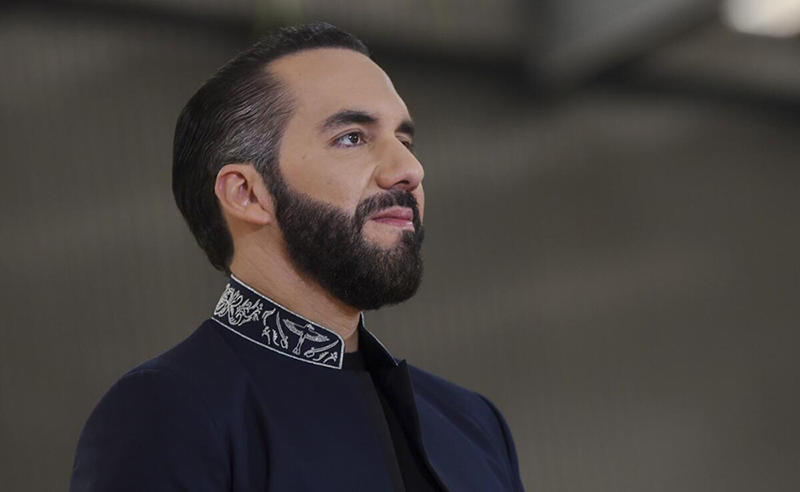 23 mayo 2025: Menos cool y más autoritario. Con Oscar Martínez.