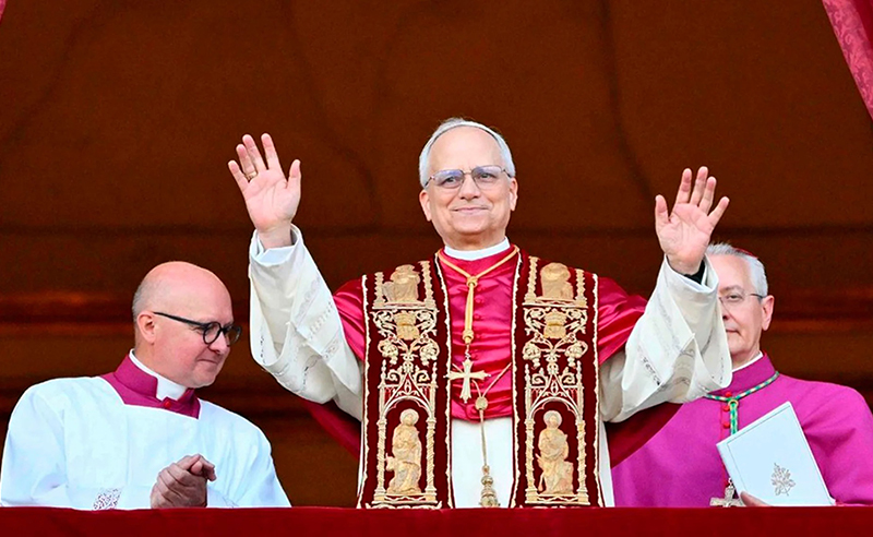 9 mayo 2025: ¡Habemus papam! Con Alberto Rojas y Gustavo Araya.