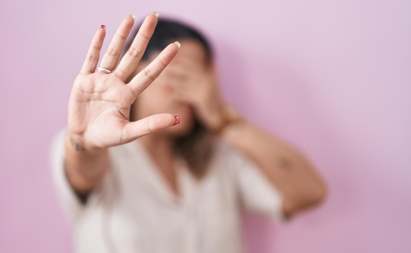 27 noviembre 2025: 1 de cada 3 mujeres en el mundo ha sido víctima de violencia física o sexual. Con Larissa Arroyo y Ana Helena Chacón.