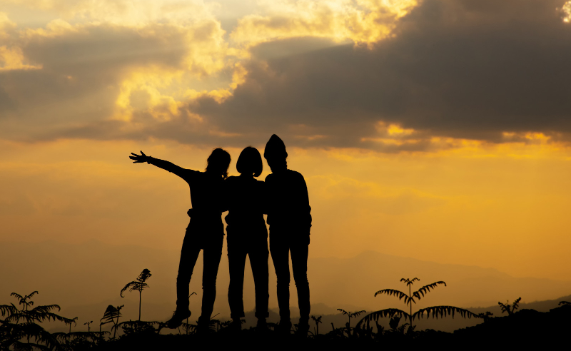 30 diciembre 2025: Encuentro. Con Oscar Castro y Mauricio Corrales.