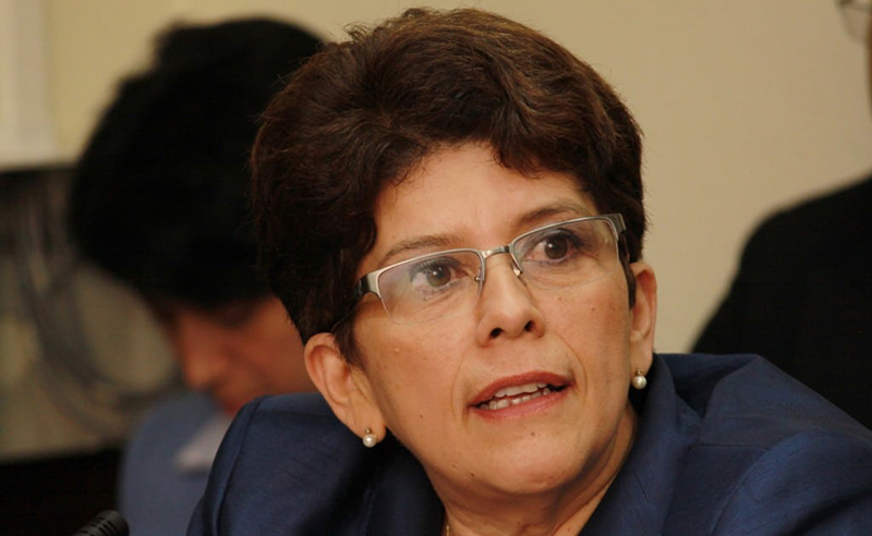 13 de agosto: "Hubiera sido nefasto para el país no afrontar esa obligación", con la Contralora Marta Acosta