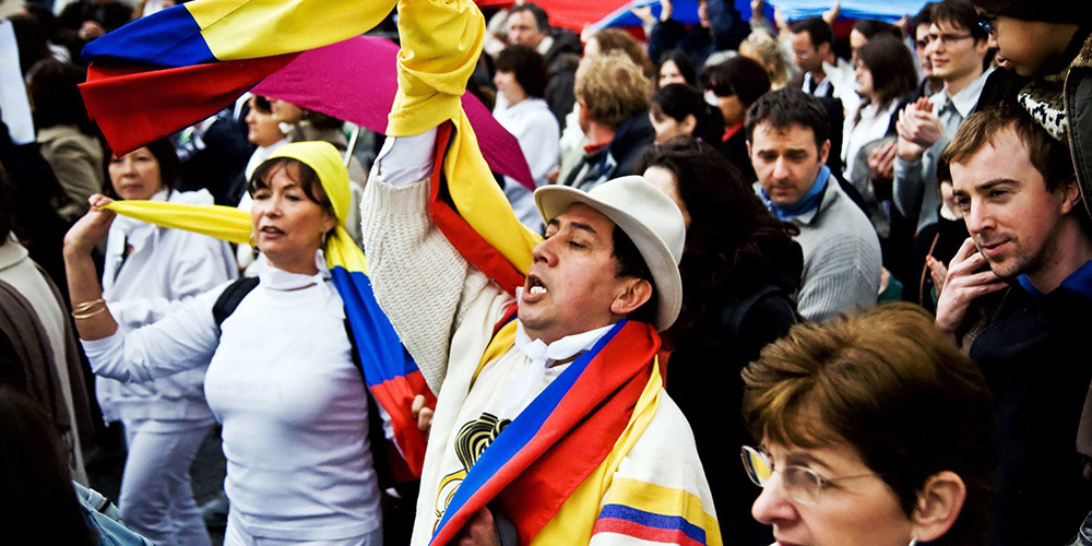 Análisis del resultado del referéndum y de las posibles vías de paz que aún quedan para Colombia con Constantino Urcuyo