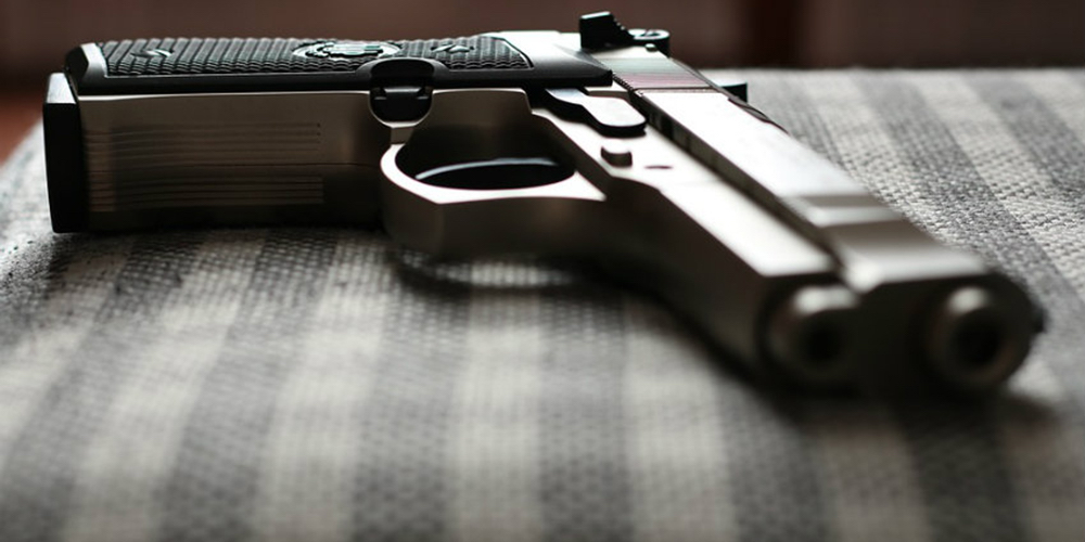 26 febrero: La reforma a la Ley de Armas y Explosivos continúa su paso por el Congreso. La propuesta de reducir la cantidad de armas para inscribir parece no lograr el apoyo necesario, con Michael Soto.