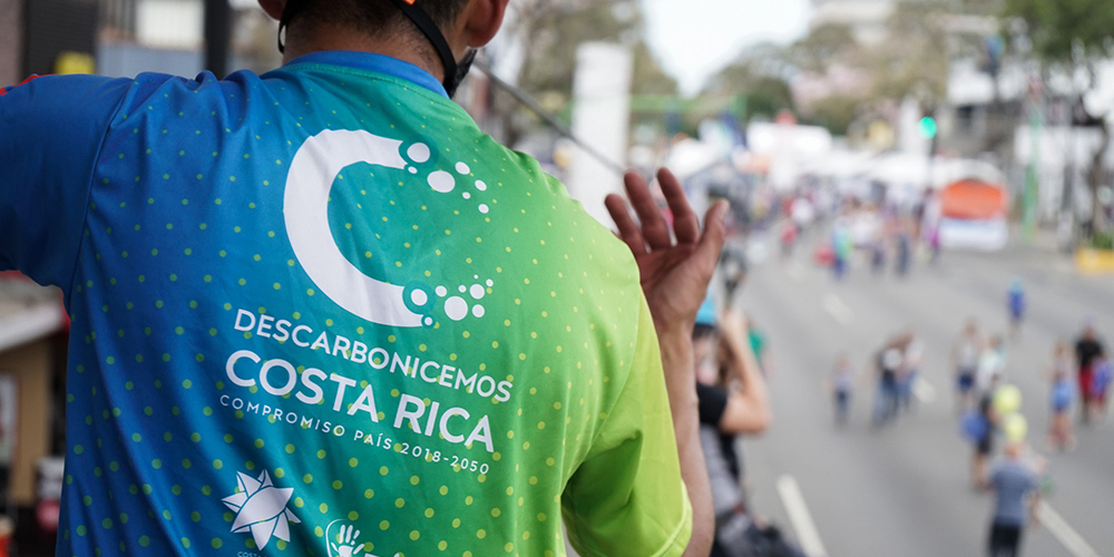 27 febrero: Gobierno presentó su Plan Nacional de Descarbonización 2018 - 2050, con Carlos Manuel Rodríguez.