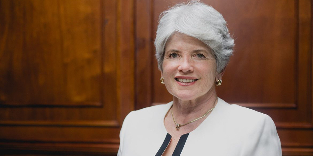 4 Marzo: ¿Cuál podría ser el panorama económico sin la aprobación de los Eurobonos? ¿Son estos realmente la mejor opción para el país? Con Rocío Aguilar