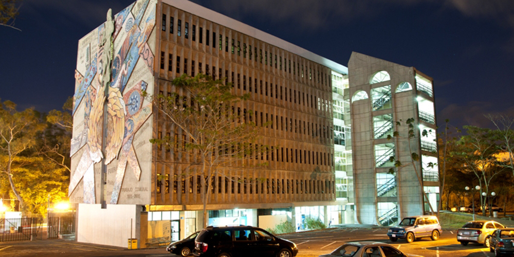 24 mayo: Las acusaciones por acoso contra el catedrático de derecho Minor Salas, ya son varias y son un ejemplo más de que el poder es factor fundamental en este tipo de comportamientos, con Alfredo Chirino.