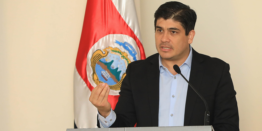 3 junio: ¿Cuáles son los márgenes de maniobra del gobierno de don Carlos Alvarado, percibido como bueno o muy bueno sólo por la quinta parte de la población?. Con Sergio Araya 