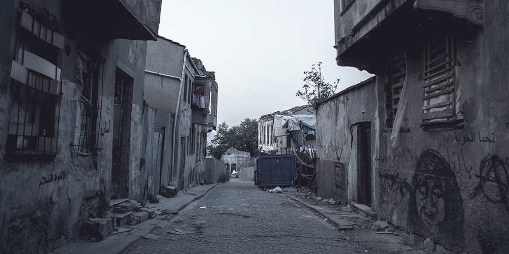 21 octubre: Pobreza se mantiene en un 21 %. Aproximadamente 337 mil hogares con ingresos menores a los 104 mil colones mensuales, con Carlos Sandoval, Pilar Ramos y Eddy Madrigal.