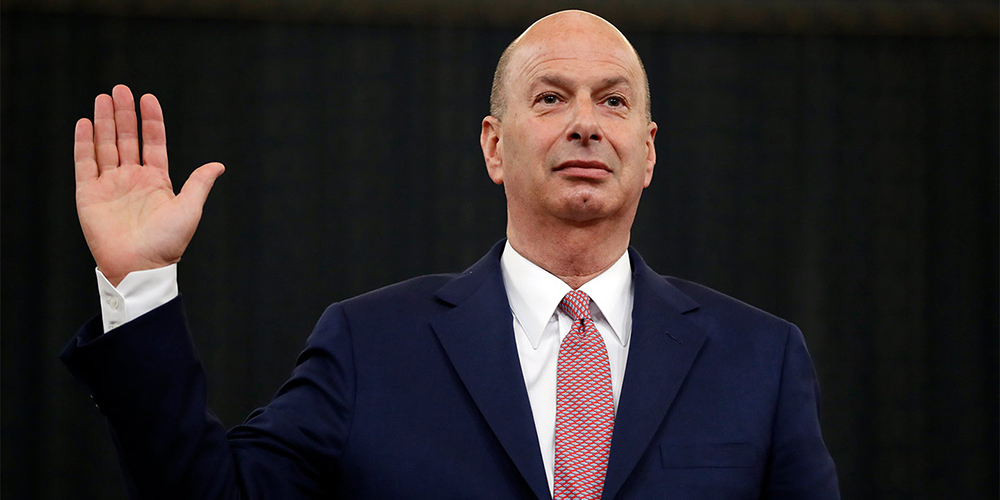 21 noviembre: Gordon Sondland, embajador de EEUU ante la Unión Europea, afirmó que existió una clara intención de la Casa Blanca de comprometer la ayuda militar a Ucrania a una investigación a la familia Biden, con Juan Carlos Hidalgo.