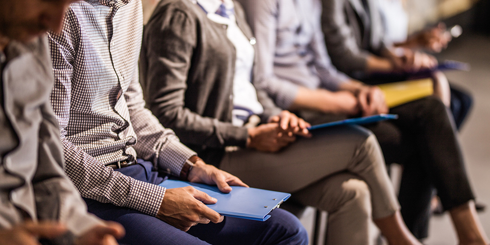 7 febrero: Mal día para el Ejecutivo. Se conoció la cifra de desempleados, 12.4 %, el Estado deberá indemnizar a los importadores de aguacate Hass y las denuncias de la prensa contra la ministra de Justicia. Con Zoila Rosa Volio.