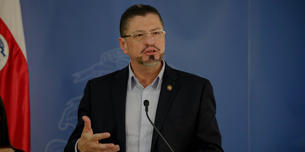 18 marzo: La epidemia sigue su curso, es inevitable el severo contagio que padece nuestro pequeño ecosistema económico, con Rodrigo Chaves