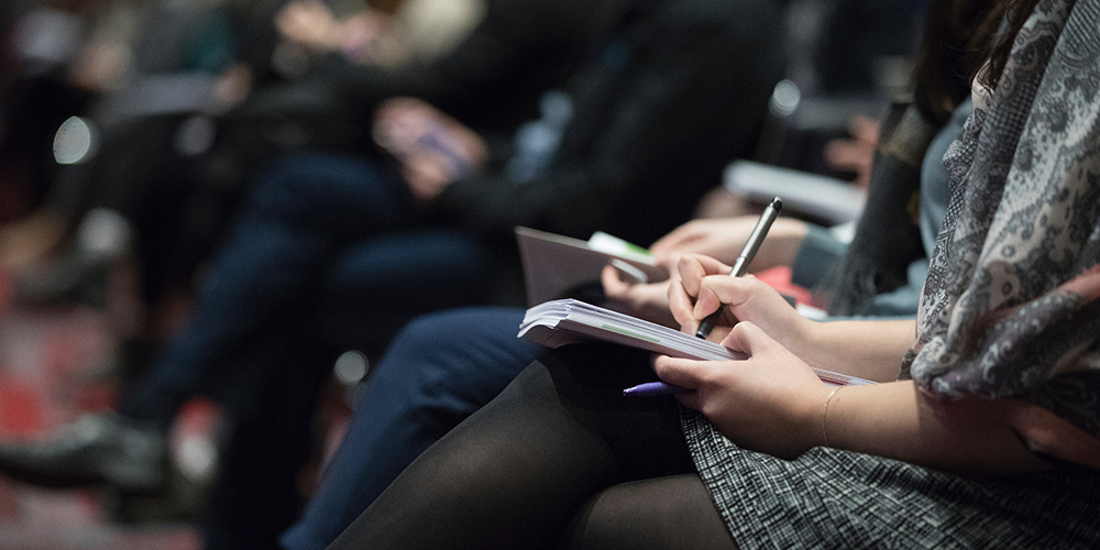 3 abril: En las coberturas periodísticas hay cánones éticos que observar, líneas rojas que no se cruzan, tal vez hoy más que nunca. Con Gustavo Román Jacobo y Nancy de Lemos.