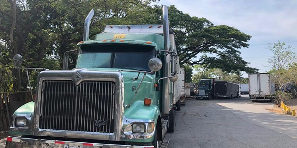 20 de mayo: El dilema entre la salud y la economía durante la pandemia se agrava con la falta de acuerdos entre los países centroamericanos y las medidas sanitarias impuestas a los transportistas por Costa Rica, con Dyalá Jiménez.