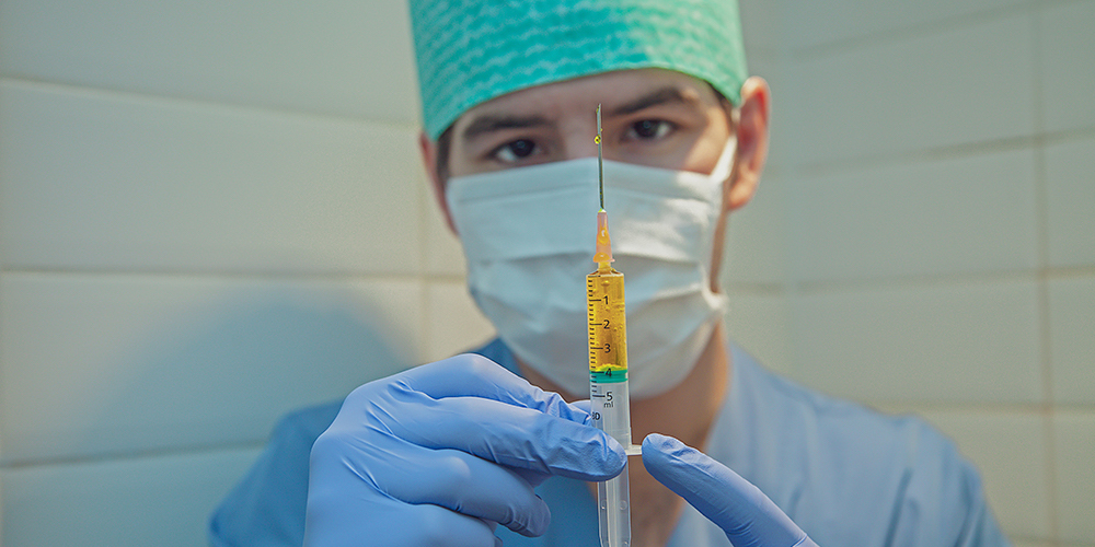 11 agosto: ¿Cuáles son las posibilidades que países pequeños de renta media, en vías de desarrollo o los más pobres tengan el próximo año acceso a las preciadas vacunas contra el SARS CoV-2? Con Jorge Benavides Rawson.