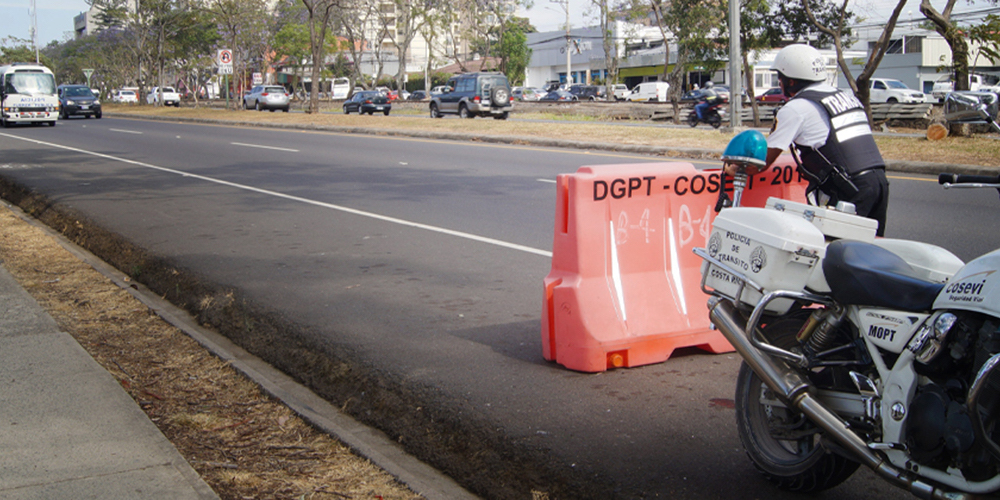 24 agosto: ¿Cómo hacemos para que la salud siga siendo una prioridad? Con Álvaro Avilés Montoya.