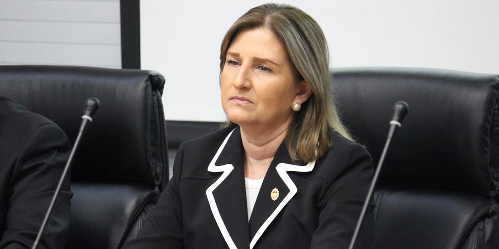 22 junio: El caso de la fiscal general Emilia Navas en el contexto del escándalo “cochinilla”. Con Fernando Cruz.