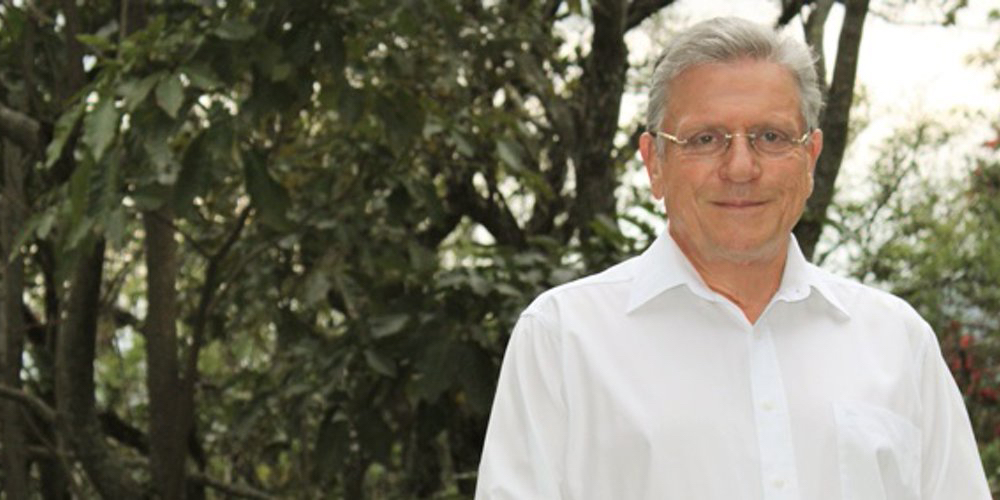 2 junio: Rolando Araya: de cara a la convención del Partido Liberación Nacional.