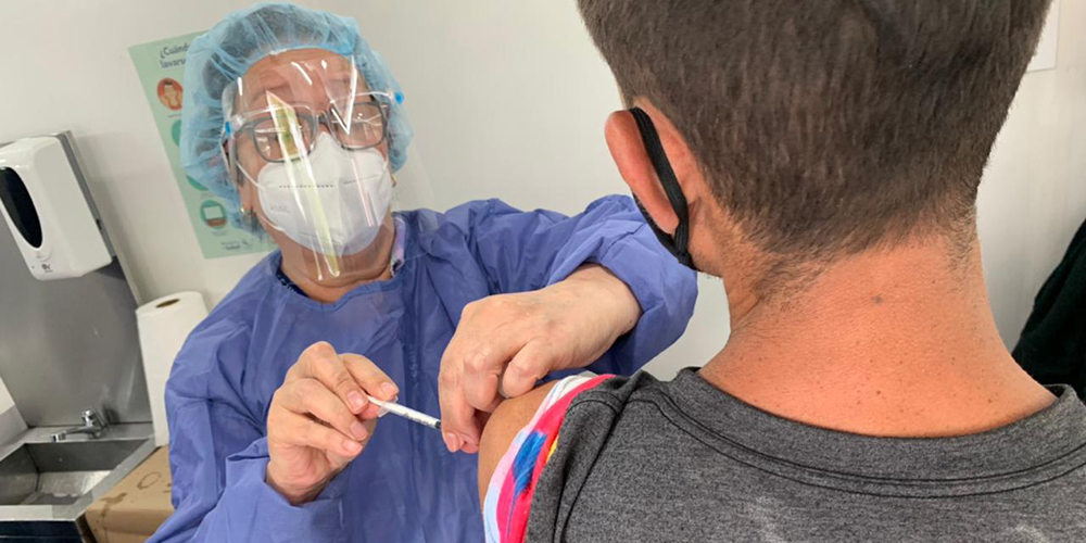 23 julio: Proceso de vacunación se intensifica con la llegada este jueves de más de 250 mil dosis. Con Daniel Salas.