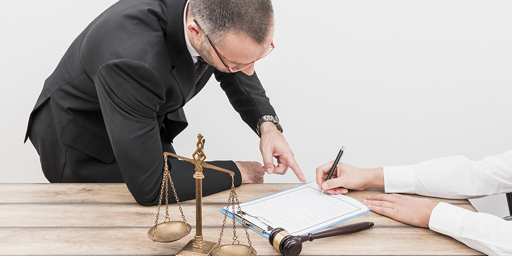 4 agosto: A la espera del fallo completo de la Sala Constitucional sobre proyecto de empleo público. Con Gustavo Araya y José Luis Arce. 