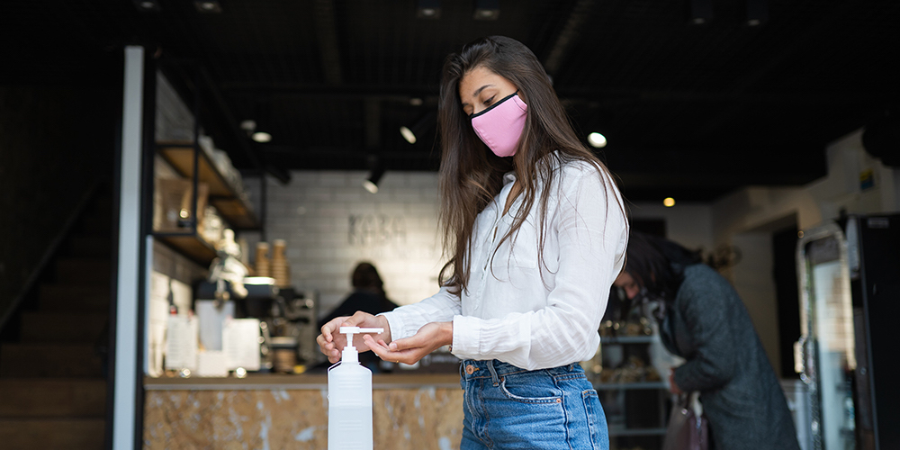 21 diciembre: Ómicron ¿Cuáles son los márgenes de maniobra que tienen las autoridades sanitarias? Con Daniel Salas.