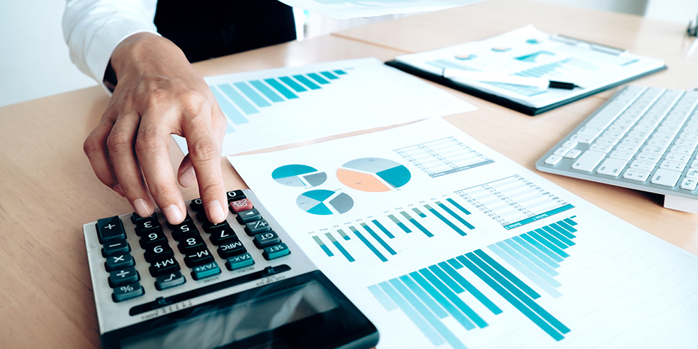 10 enero: Incertidumbre económica para el inicio del año 2022. Con José Luis Arce.