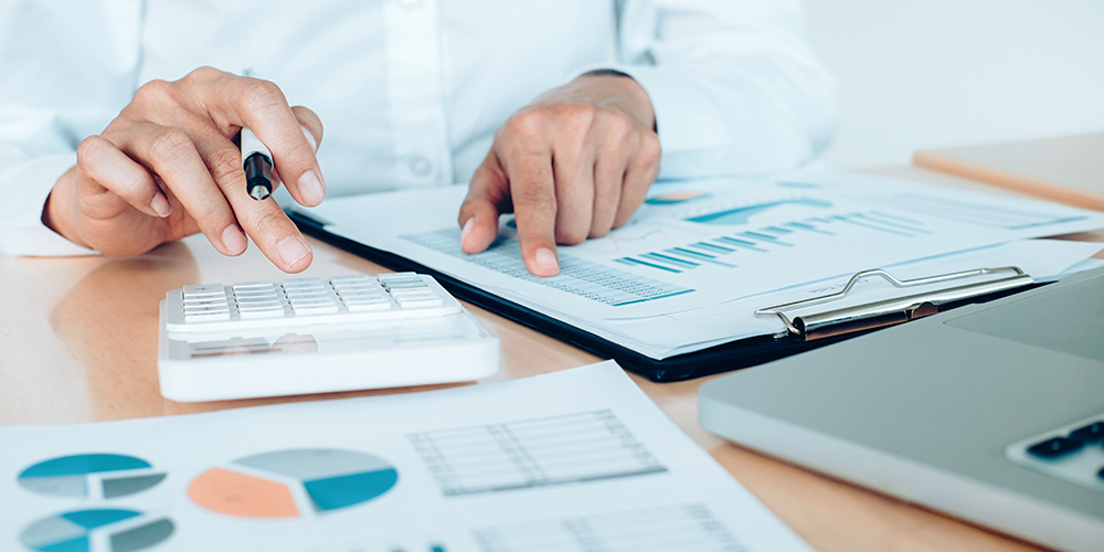 18 febrero: Panorama económico nacional. Con Rodrigo Cubero Brealey.