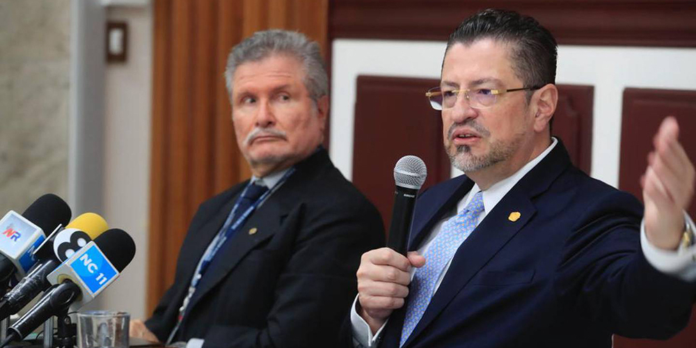 24 junio: El presidente Rodrigo Chaves y su vista a la Corte Suprema de Justicia. Con Fernando Cruz.