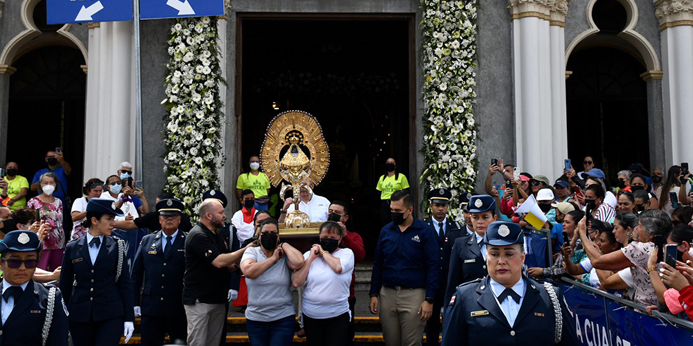 2 Agosto: La Negrita: sello de identidad costarricense. Con Manuel Benavides. 