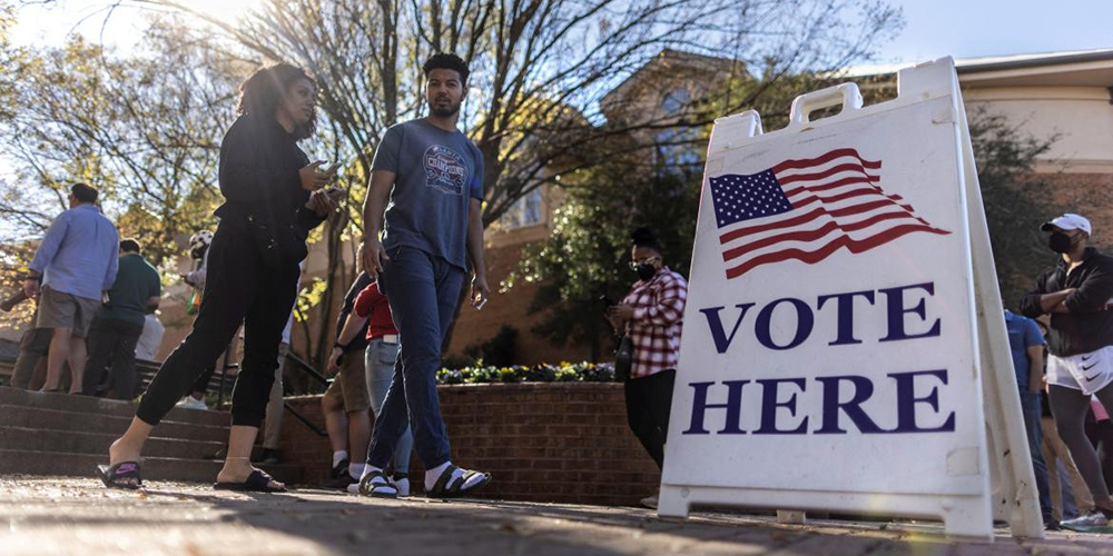 9 noviembre: El partido Republicano no logró los resultados esperados en las elecciones de medio periodo. Con Jesús Guzmán y Alfonso Rojas. 