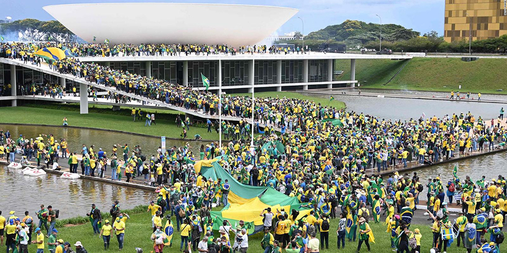 9 enero: Ataque a la democracia brasileña. Con Constantino Urcuyo.