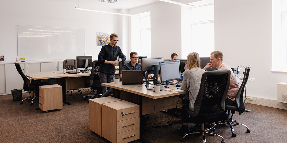 17 marzo: Claroscuros de la Ley de Empleo Público. Con Carlos Ricardo Benavides.