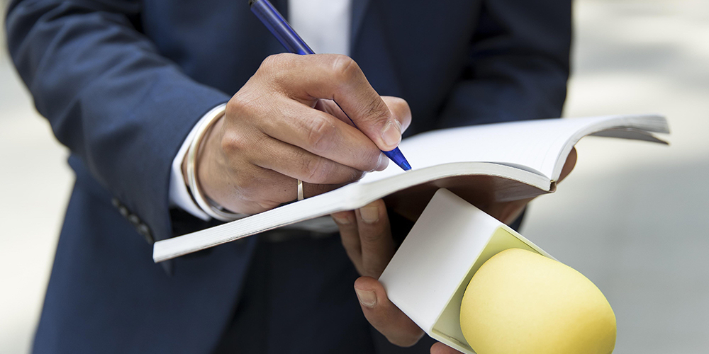 23 marzo: Premio Nacional de Periodismo Pío Viquez 2022. Con Natasha Cambronero y Esteban Oviedo. 