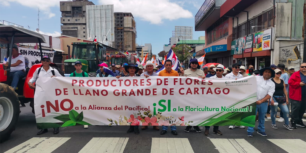 30 marzo: Marcha de los agricultores. Con Guido Vargas y José Oviedo.