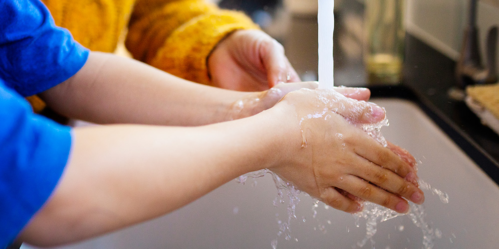 22 marzo 2024: Día Mundial del Agua: Agua para la Paz. Con Yamileth Astorga y Maureen Ballestero. 