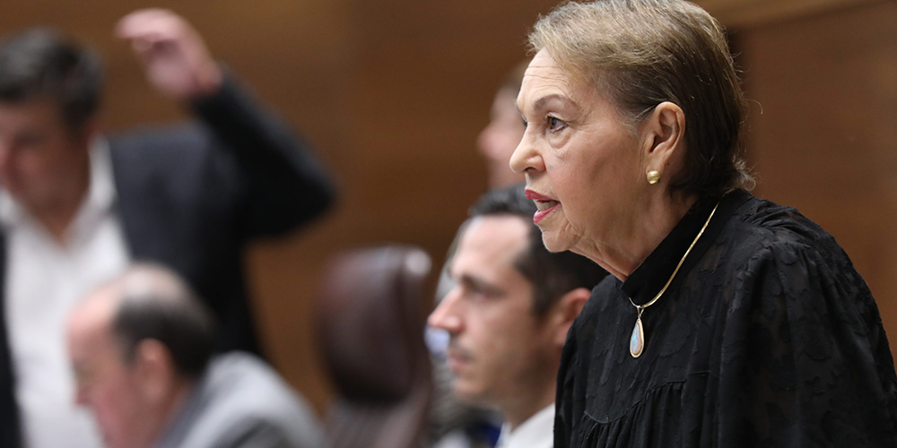 29 abril 2024: Figura clave para definir el Directorio Legislativo del periodo 2024-2025. Con Gloria Navas. 