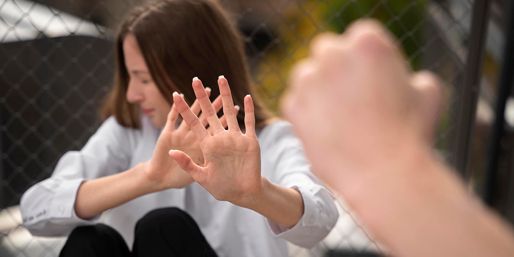 21 agosto 2024: Por políticas públicas que protejan más y mejor a las mujeres. Con Ana Hidalgo y Teresita Ramellini.  