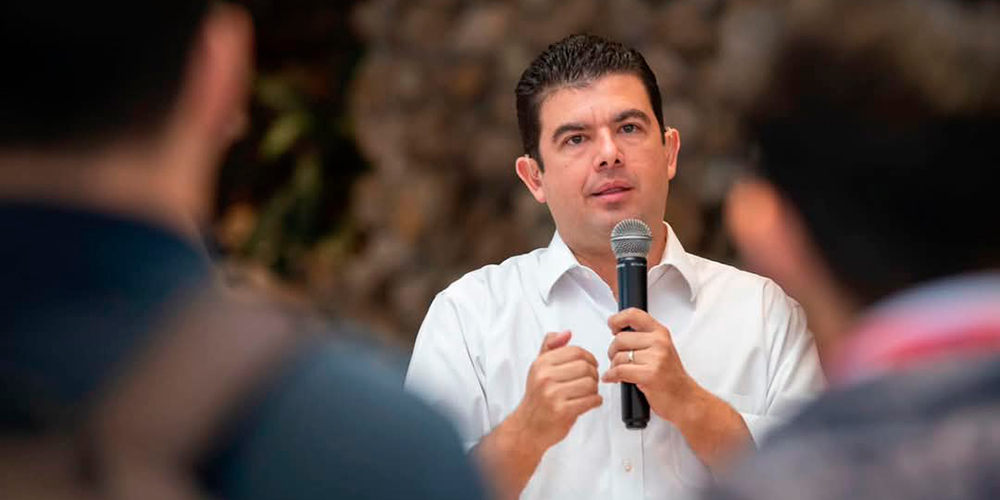 7 abril 2025: Álvaro Ramos se impone en las primarias liberacionistas. Con Roberto Gallardo.