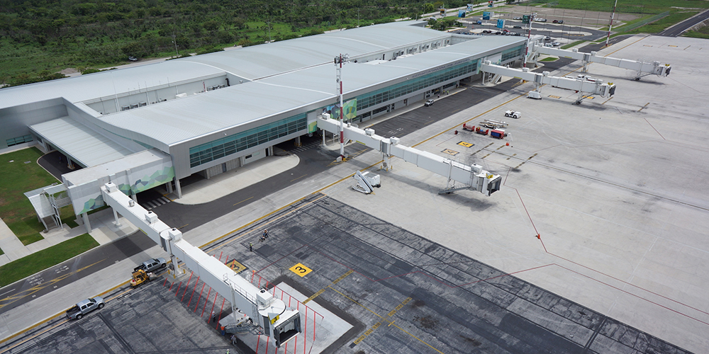 16 mayo 2025: Ivestigaciones por reparación de la pista del aeropuerto Daniel Oduber. Con Guillermo Arroyo.