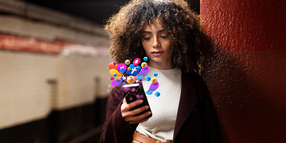 10 junio 2025: Comunicación política a través de las redes sociales. Con Cristian Bonilla y Gustavo Araya.