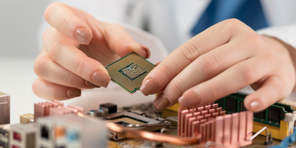 28 julio 2025: ¿Qué nivel de competitividad tiene nuestro país? Con Alexander Mora.