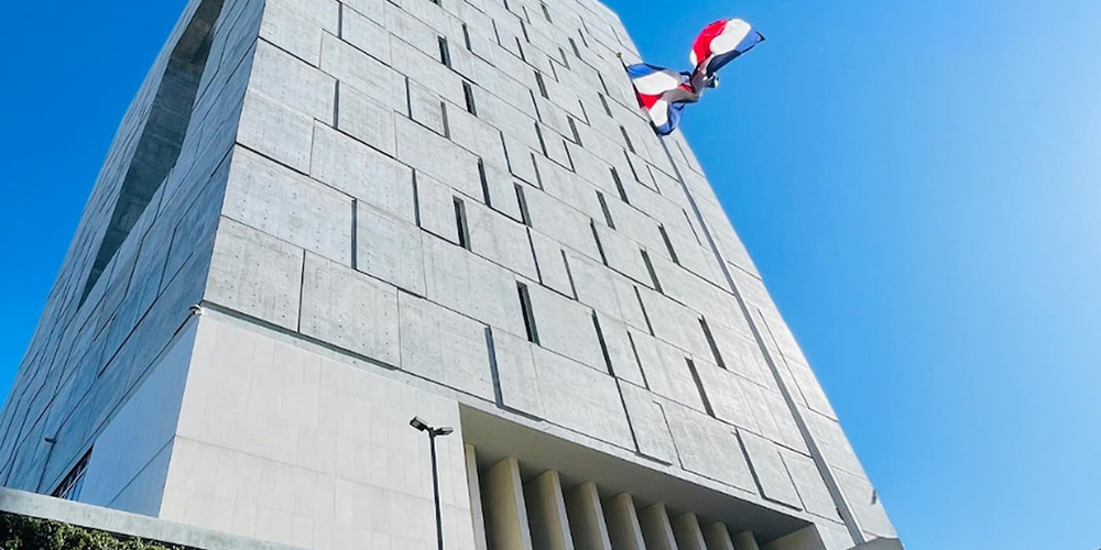 23 setiembre 2025: Presidente Rodrigo Chaves mantiene su inmunidad. Con Daniel Calvo