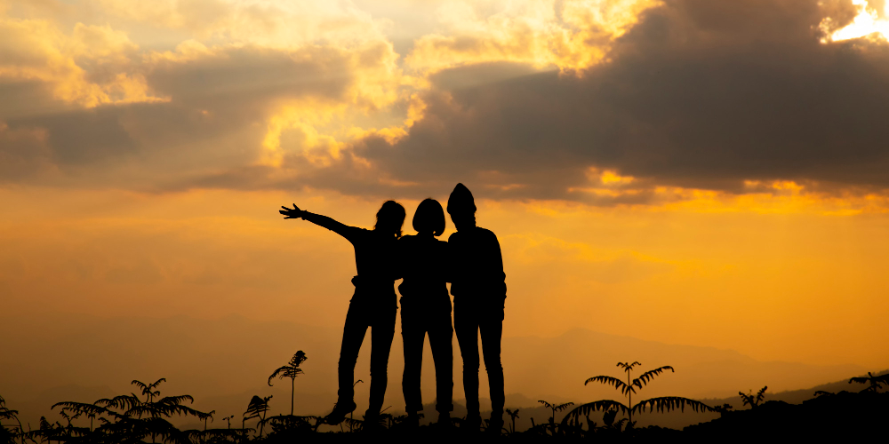 30 diciembre 2025: Encuentro. Con Oscar Castro y Mauricio Corrales.