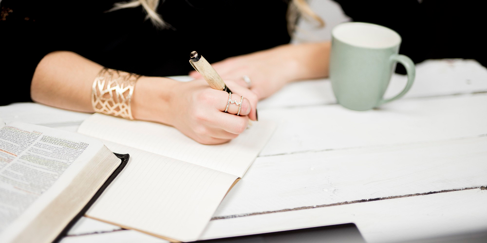 20 marzo 2026: Llegaron las visitas: Isabel Gamboa Barboza. Con Isabel Gamboa y Mauricio Molina.