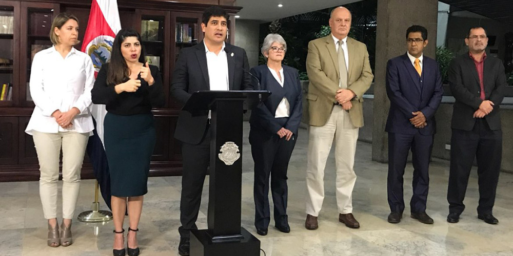 26 noviembre: Siete integrantes de la Sala Constitucional avalan el proyecto de fortalecimiento de las finanzas públicas. ¿Que sigue ahora?. Con Carolina Hidalgo y Rubén Hernández Valle